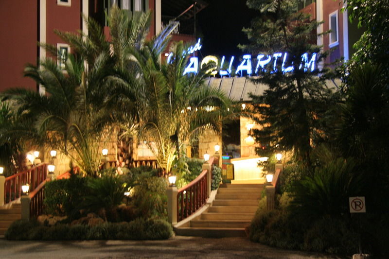 Grand Aquarium Apart İçmeler Exterior photo